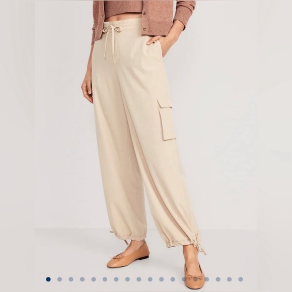 NEW High-Waisted StretchTech Wide-Leg Beige Cargo Pants for Women - Picture 2 of 11